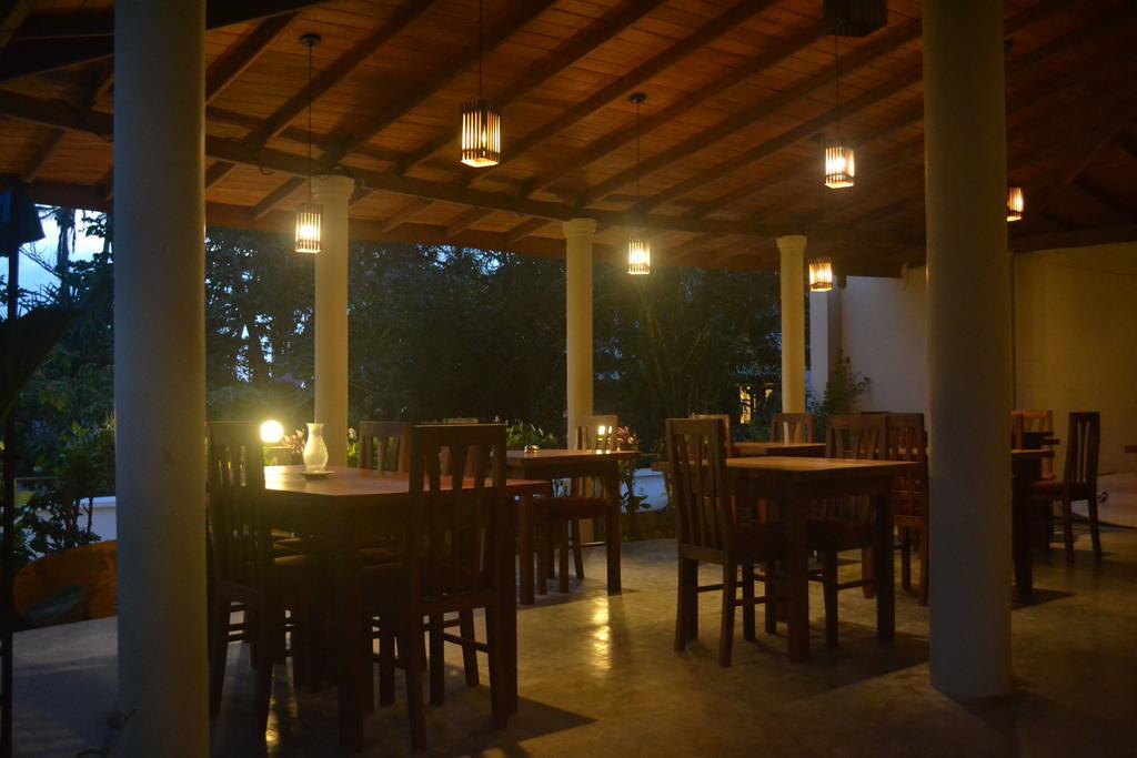Surf Lanka Hotel Matara Ngoại thất bức ảnh